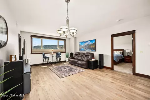 2050 N Main St #211, Coeur D'alene, ID 83814