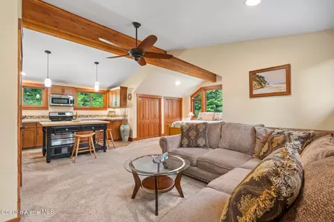 Living - 294 Rincon Dr, Sandpoint, ID 83864 photo 4 of 4