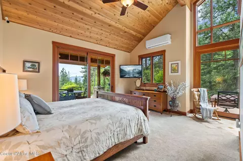 Bedroom - 294 Rincon Dr, Sandpoint, ID 83864 photo 2 of 5