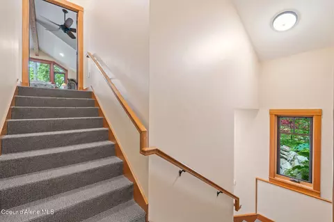 Entry Way - 294 Rincon Dr, Sandpoint, ID 83864 photo 2 of 2