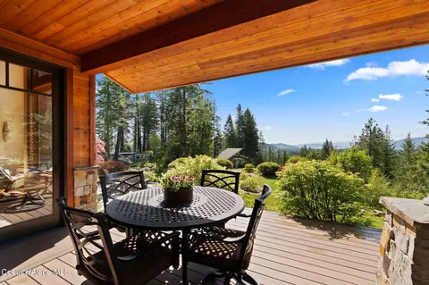 Exterior - 294 Rincon Dr, Sandpoint, ID 83864 photo 4 of 30