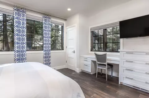 Bedroom - 6671 S Old Barn Rd, Harrison, ID 83833 photo 1 of 4