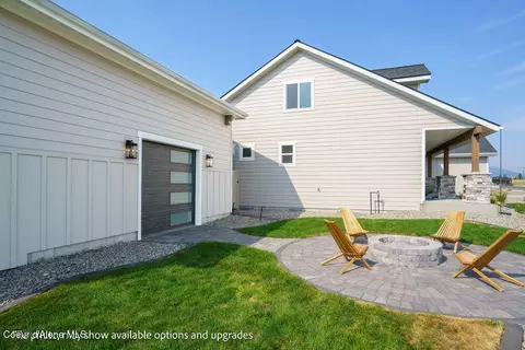 Exterior - 1056 W Cordgrass Ave, Post Falls, ID 83854 photo 8 of 10