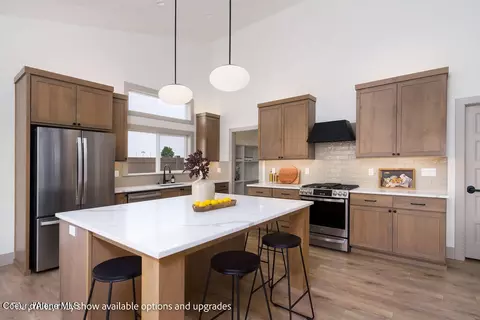 Kitchen - 1056 W Cordgrass Ave, Post Falls, ID 83854 photo 5 of 8