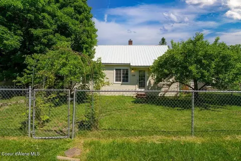 120 Northview Ave, Smelterville, ID 83868