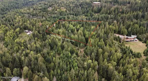 89 Lynx Run Rd, Sagle, ID 83860