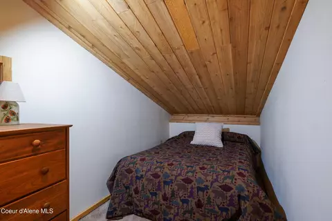 Bedroom - 306 Scranton Ave, Coolin, ID 83821 photo 4 of 4