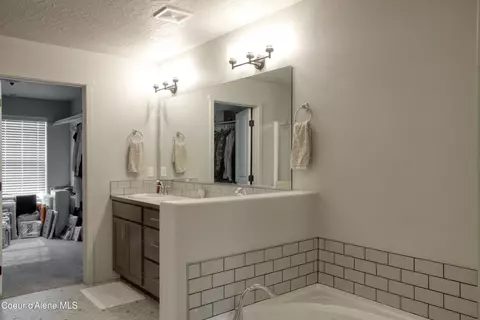 Bath - 6489 W Astoria Loop, Rathdrum, ID 83858 photo 1 of 4