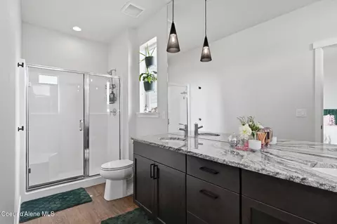 Bath - 4923 E Dorado Ave, Post Falls, ID 83854 photo 1 of 4