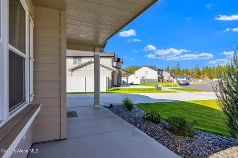 Exterior - 16167 N Hadley Loop, Rathdrum, ID 83858 photo 4 of 9