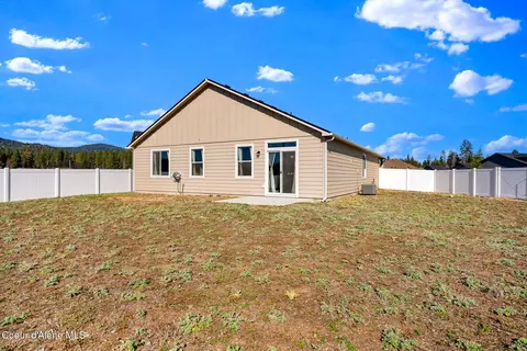 Exterior - 16167 N Hadley Loop, Rathdrum, ID 83858 photo 8 of 9