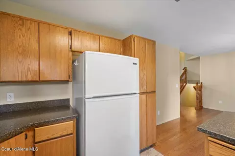 Kitchen - 673 E Cloverleaf Dr, Hayden, ID 83835 photo 4 of 4