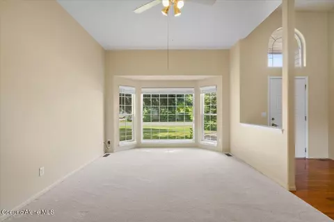 Living - 673 E Cloverleaf Dr, Hayden, ID 83835 photo 2 of 3