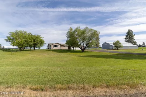 Exterior - 640 Renlow Rd, Plummer, ID 83851 photo 9 of 14
