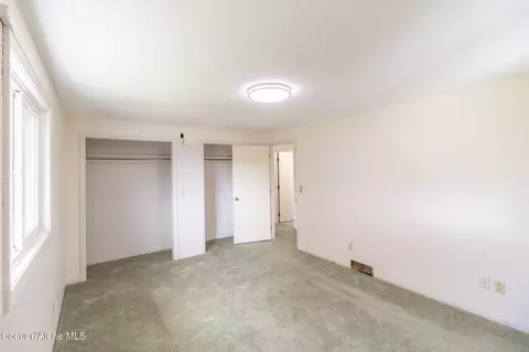 Bedroom - 640 Renlow Rd, Plummer, ID 83851 photo 2 of 5