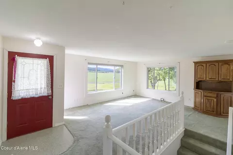 Living - 640 Renlow Rd, Plummer, ID 83851 photo 1 of 3