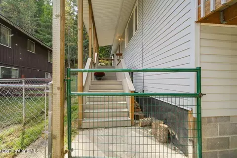 Exterior - 2006 Boundary Loop, Saint Maries, ID 83861 photo 2 of 4