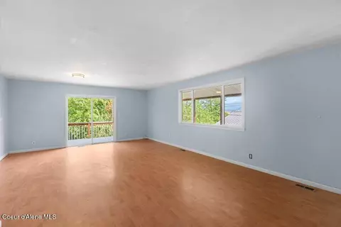 Living - 2006 Boundary Loop, Saint Maries, ID 83861 photo 2 of 5