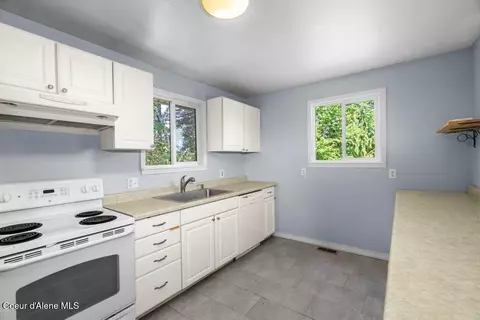 Kitchen - 2006 Boundary Loop, Saint Maries, ID 83861 photo 1 of 2