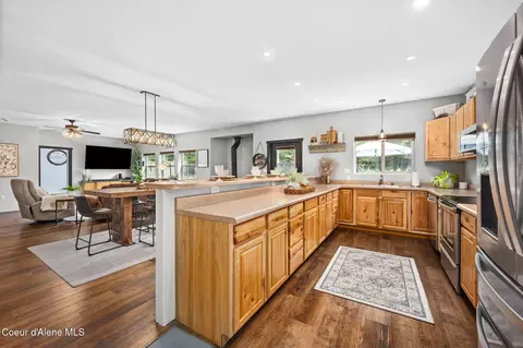 Kitchen - 9654 E Highway 54, Athol, ID 83801 photo 1 of 2