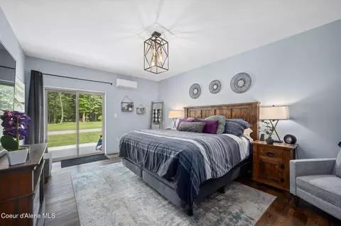 Bedroom - 9654 E Highway 54, Athol, ID 83801 photo 1 of 2