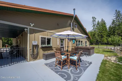 Exterior - 9654 E Highway 54, Athol, ID 83801 photo 3 of 11