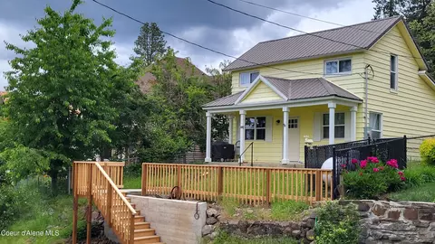 109 S Prospect Ave, Harrison, ID 83833