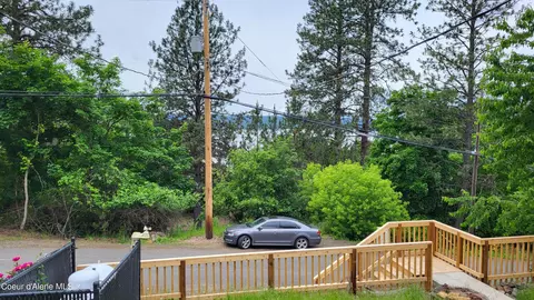 View/Area - 109 S Prospect Ave, Harrison, ID 83833 photo 1 of 9