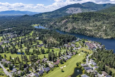 20653 N Altamont Rd, Rathdrum, ID 83858