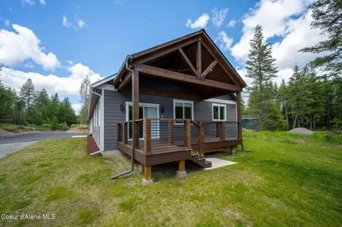 32926 N 10th Ave, Spirit Lake, ID 83869