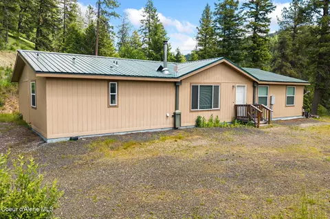 Exterior - 4304 S Elk Rd, Harrison, ID 83833 photo 1 of 4