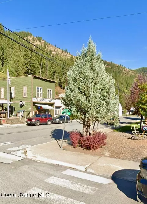 Exterior - 109 N Second St, Mullan, ID 83846 photo 2 of 2