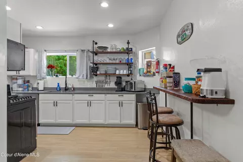 Kitchen - 804 Residence St, Wallace, ID 83873 photo 1 of 2