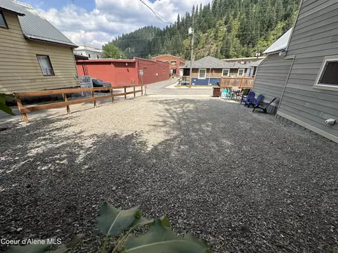 Exterior - 804 Residence St, Wallace, ID 83873 photo 3 of 3