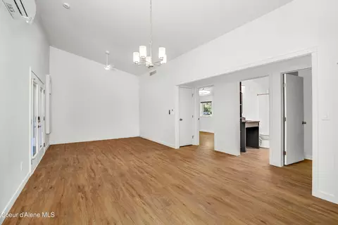 Living - 1608 Cedar St, Sandpoint, ID 83864 photo 4 of 5