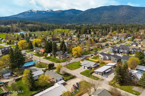 View/Area - 1608 Cedar St, Sandpoint, ID 83864 photo 2 of 3