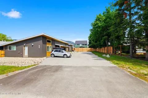 Exterior - 1608 Cedar St, Sandpoint, ID 83864 photo 6 of 8
