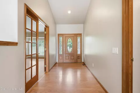 Entry Way - 2232 E Shoshone Ave, Athol, ID 83801 photo 1 of 2