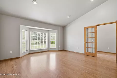 Living - 2232 E Shoshone Ave, Athol, ID 83801 photo 2 of 5