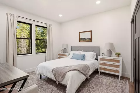 Bedroom - 95 Klickitat Rd, Cocolalla, ID 83813 photo 4 of 8