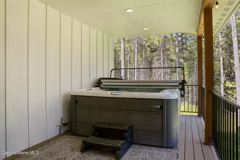 Exterior - 95 Klickitat Rd, Cocolalla, ID 83813 photo 8 of 16