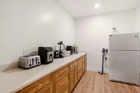 Kitchen - 95 Klickitat Rd, Cocolalla, ID 83813 photo 7 of 7