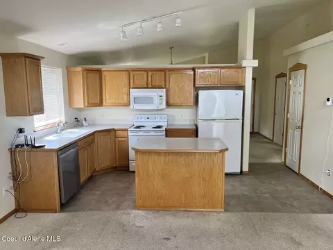 Kitchen - 5254 E Steamboat Bnd, Post Falls, ID 83854 photo 1 of 1