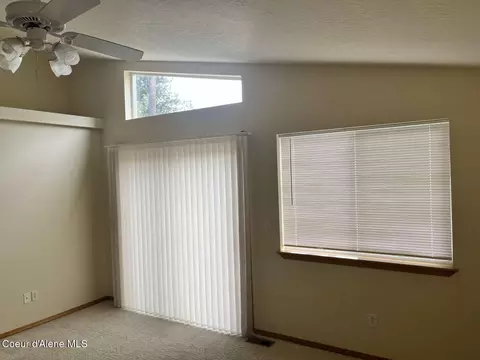 Living - 5254 E Steamboat Bnd, Post Falls, ID 83854 photo 2 of 2
