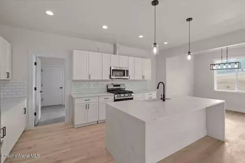Kitchen - 1047 Merideth Rd, Plummer, ID 83851 photo 5 of 5