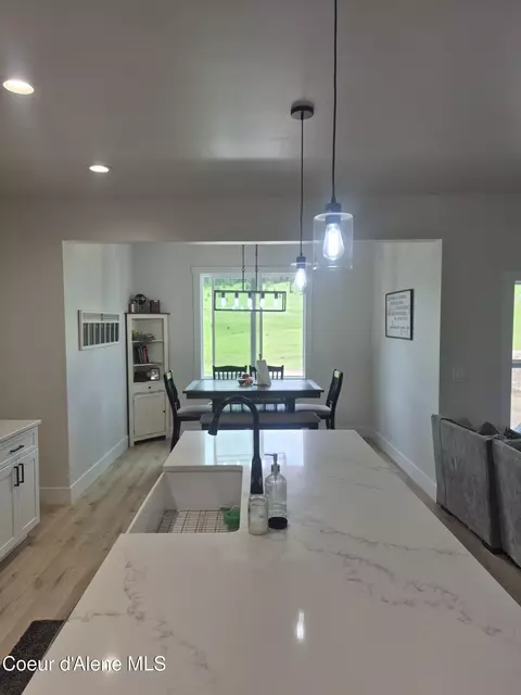 Dining - 1047 Merideth Rd, Plummer, ID 83851 photo 1 of 2