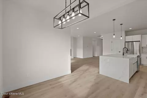 Dining - 1047 Merideth Rd, Plummer, ID 83851 photo 2 of 2