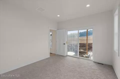 Bedroom - 1047 Merideth Rd, Plummer, ID 83851 photo 2 of 6