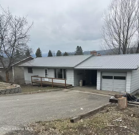 1138 S 3rd St, Saint Maries, ID 83861
