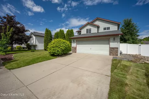 2473 N Bunchgrass Dr, Post Falls, ID 83854